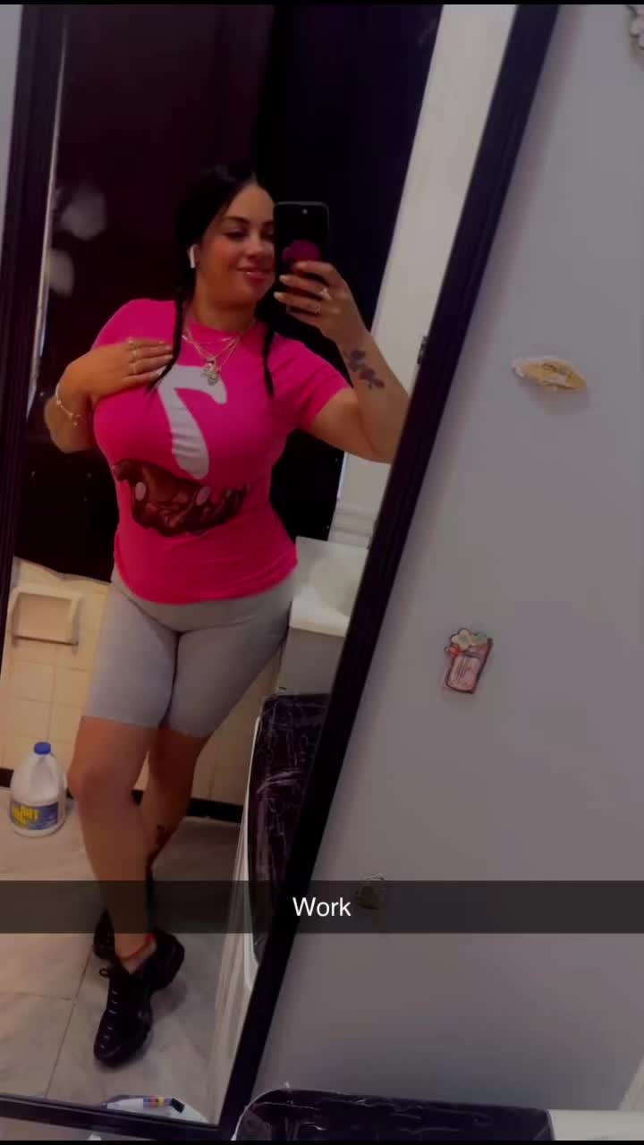 @Linda estrella 🔥🧨🔥