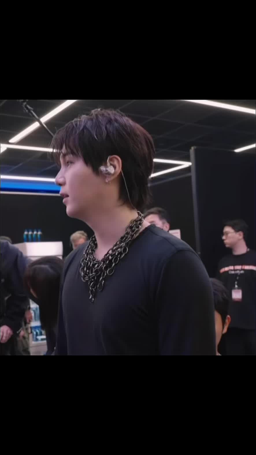 @Meowngi SAW BTS!⊙⊝⊜