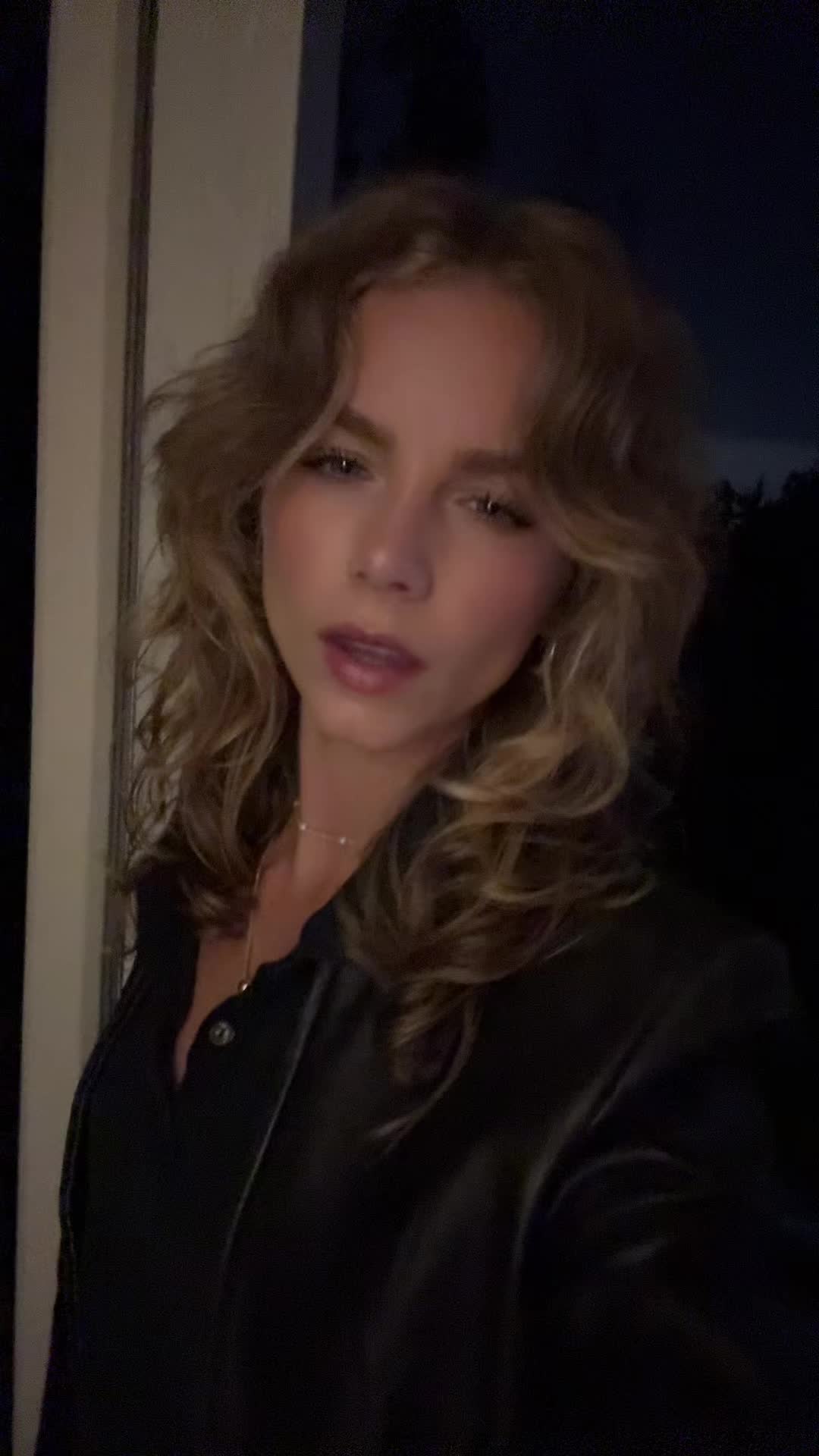 @anna