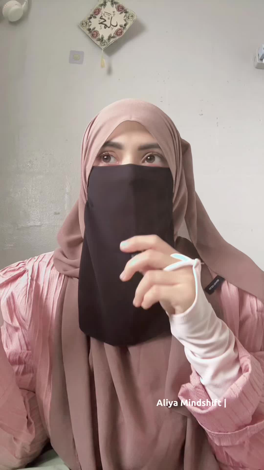 @f ᥲ r z ᥲ ᥒ ᥲ