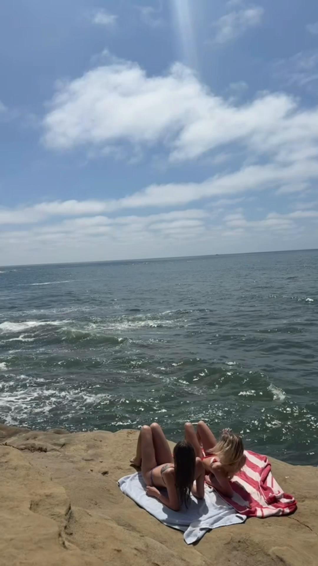 @maybe_madeleine