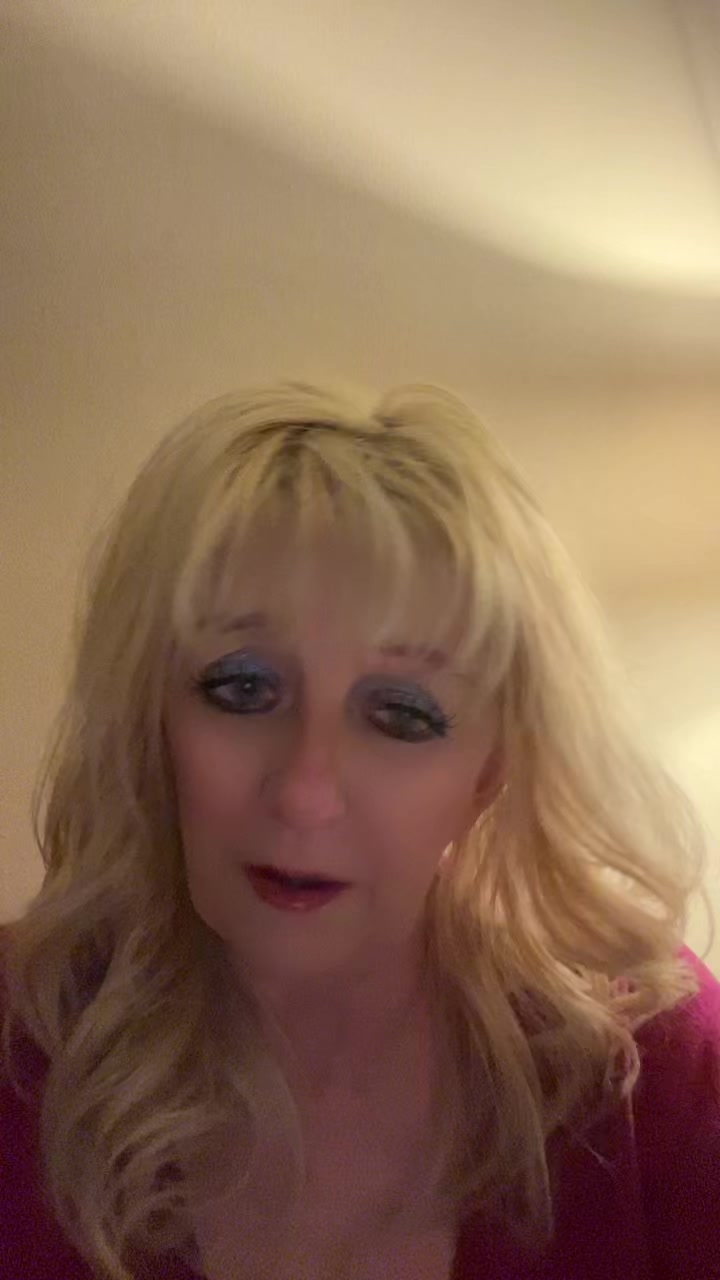 @CarolSailer🙏🏻✝️💜🦋🌹❌