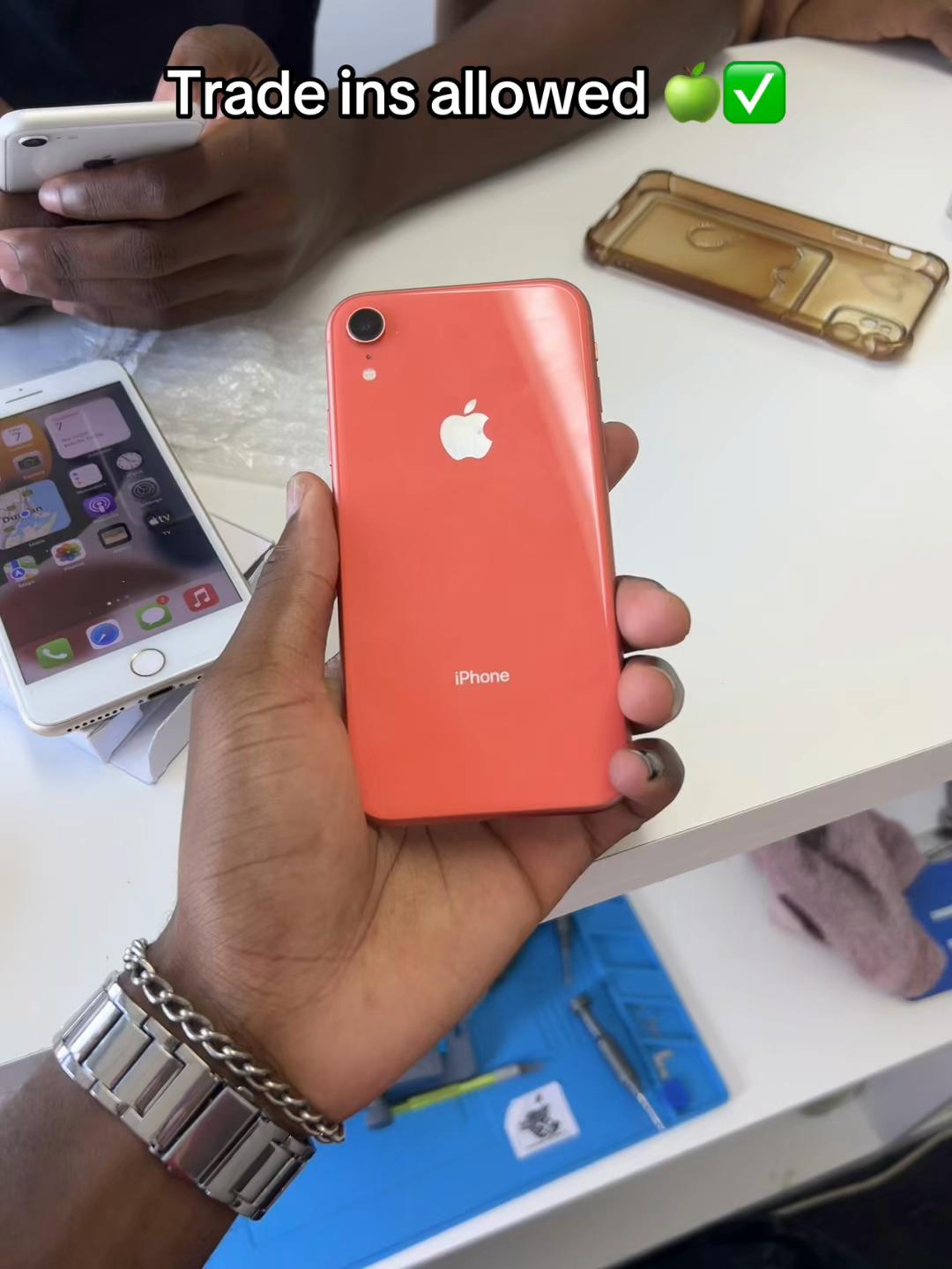 @Macingwane&rsquo;s iPhones Legit