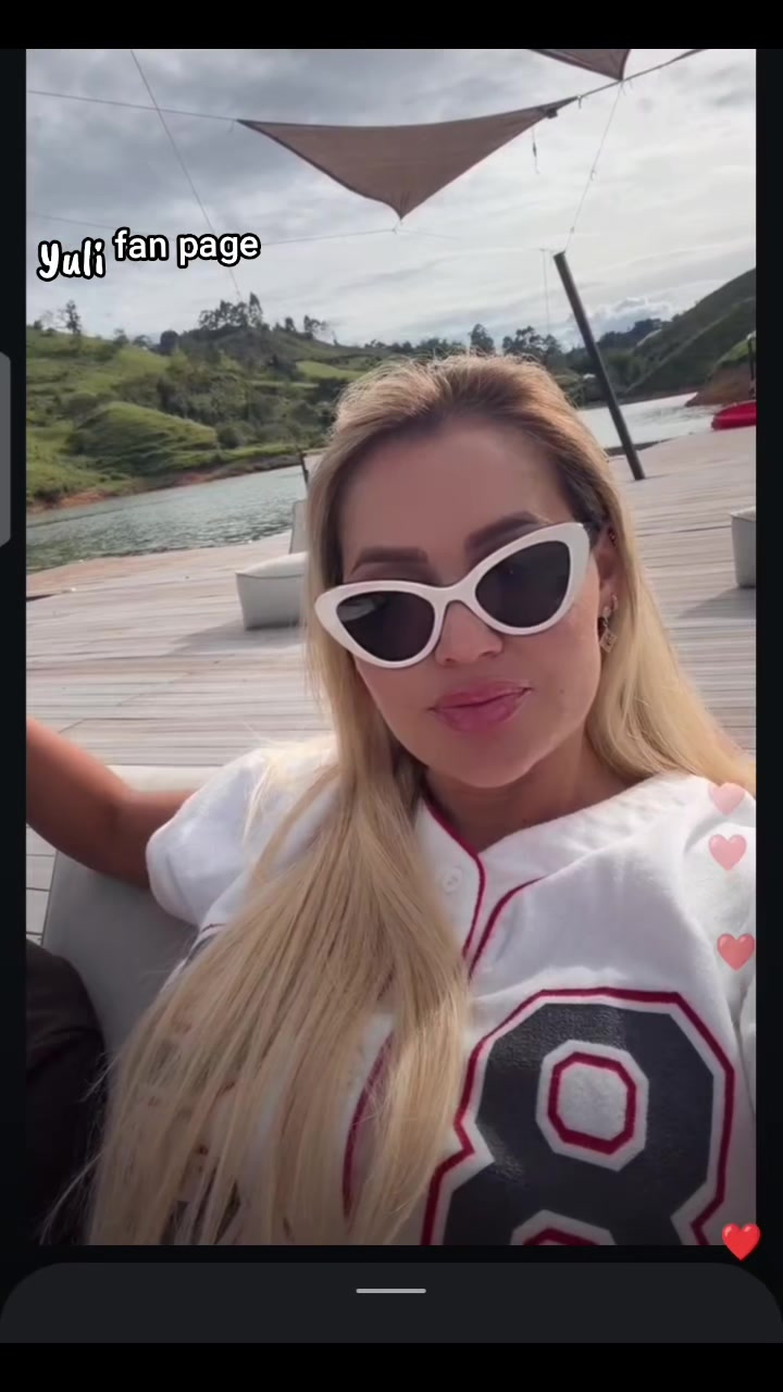 @Yuli Ruiz Fan Page