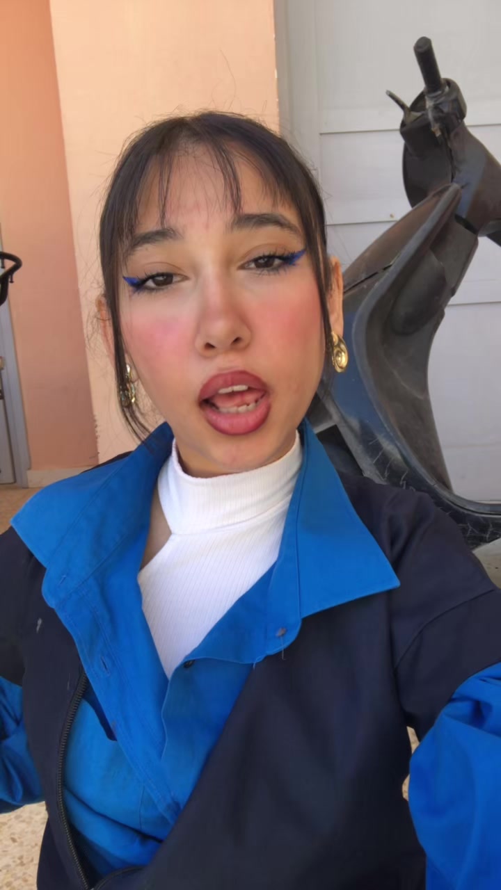 @M.