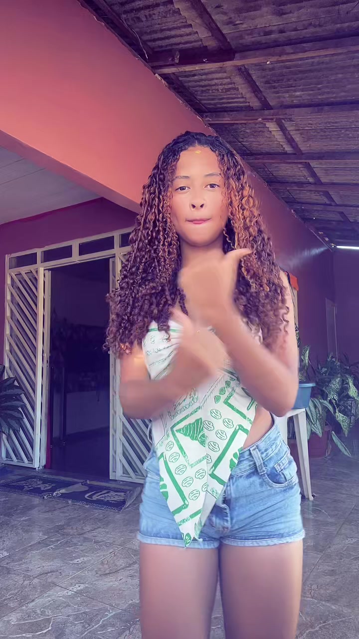 @yasneiff