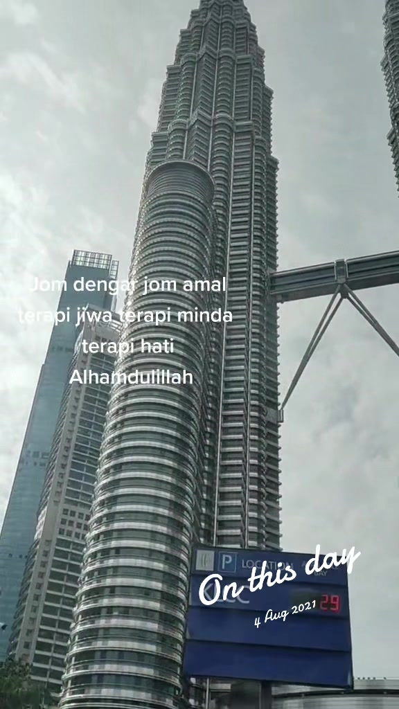 @Zuraril