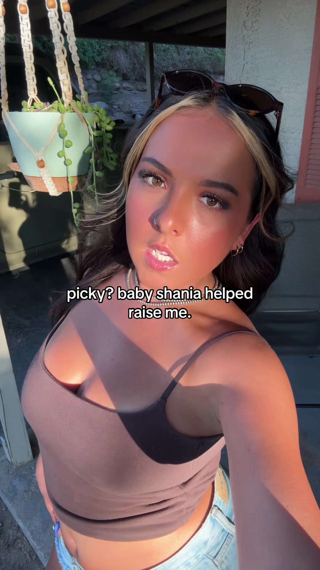 @pikivids_