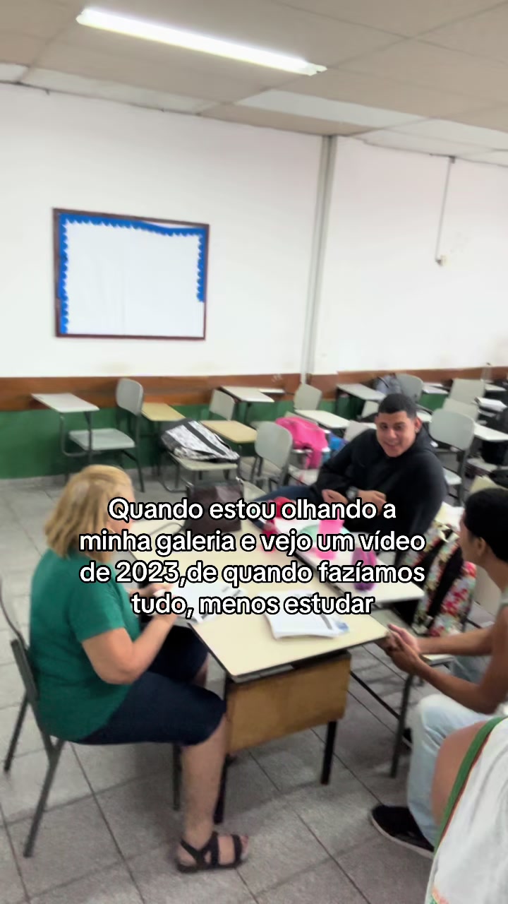 @Julia Oliveira