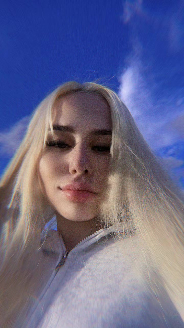 @Девочка Вайб