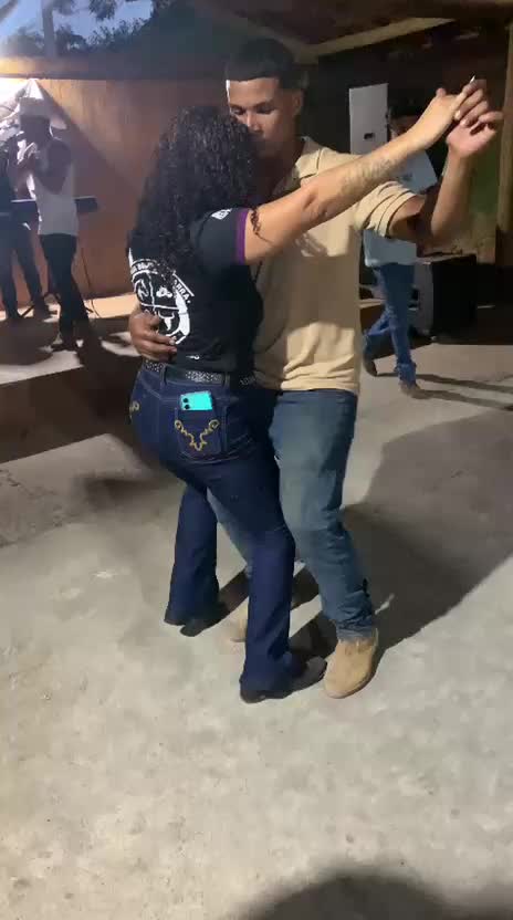 @Esposa do weslei❤️