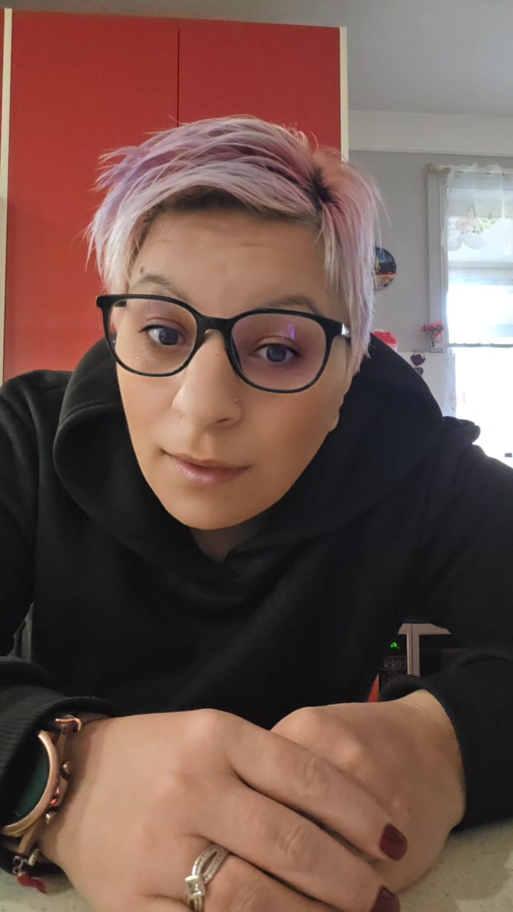 @JosieBad ๐ฎ๐น๐ค