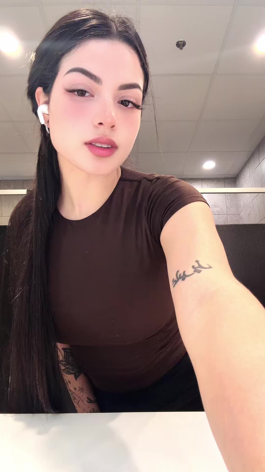@Judianys