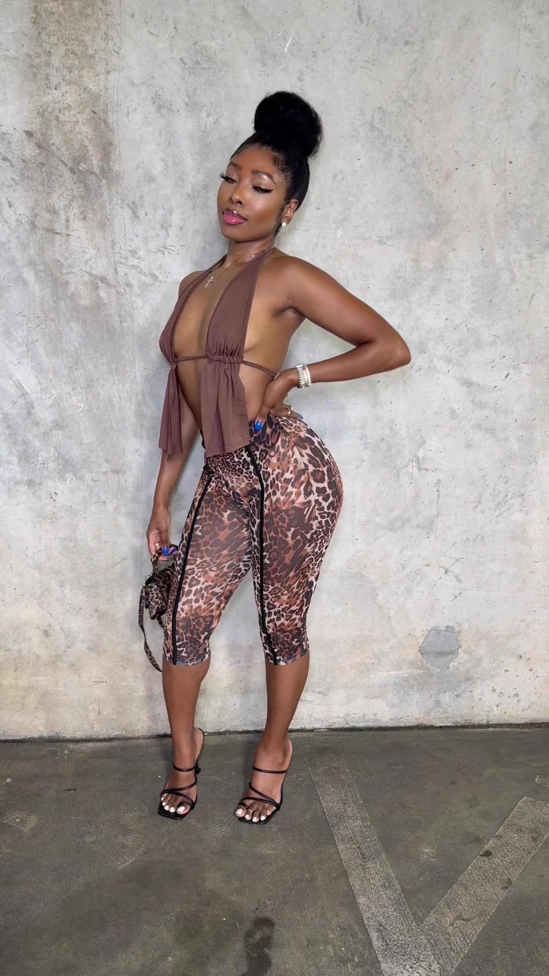 @HolyGrail Fashion