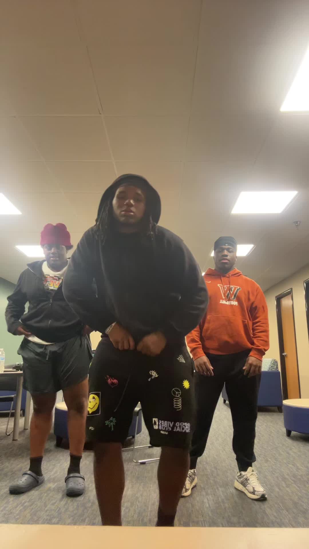 @BacknBoyz