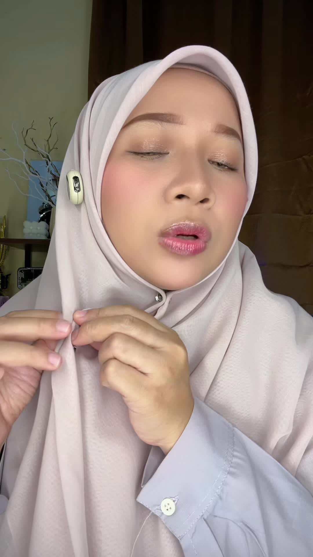 @Anis Yunia Akbar (AYA)