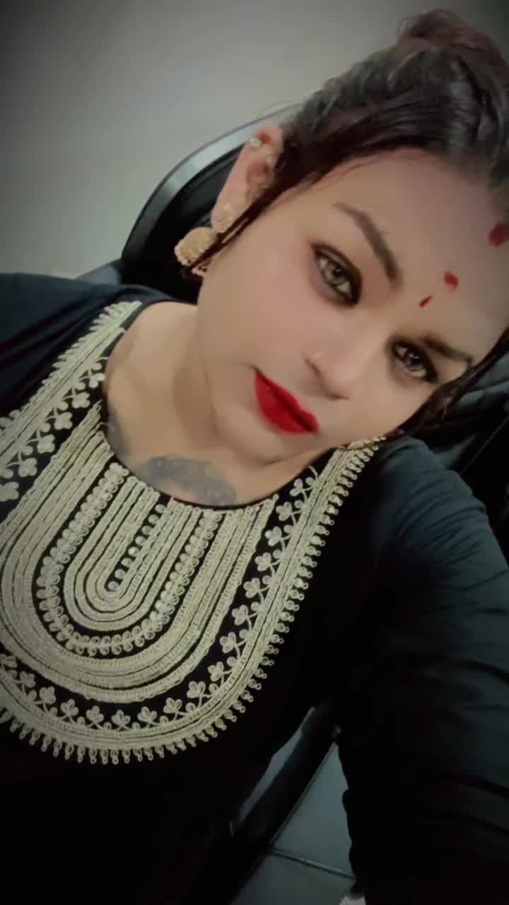 @AMEERSHA 🖤🫧