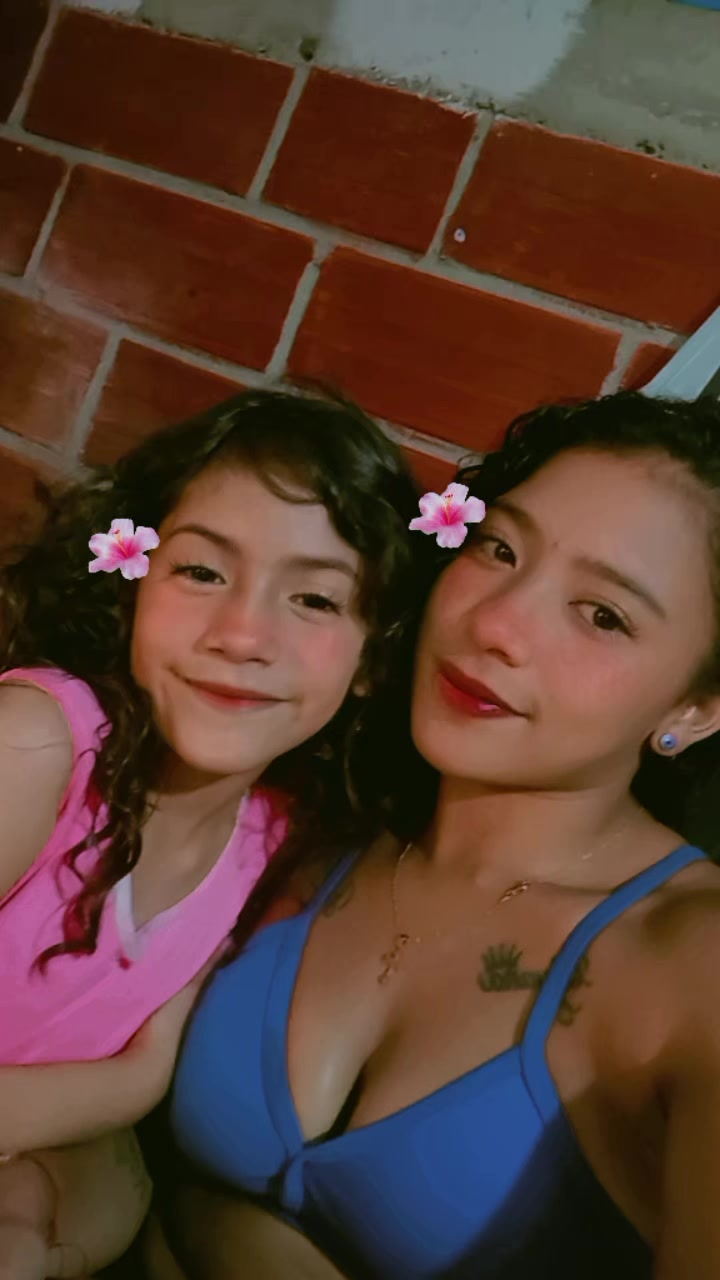 @anyelina