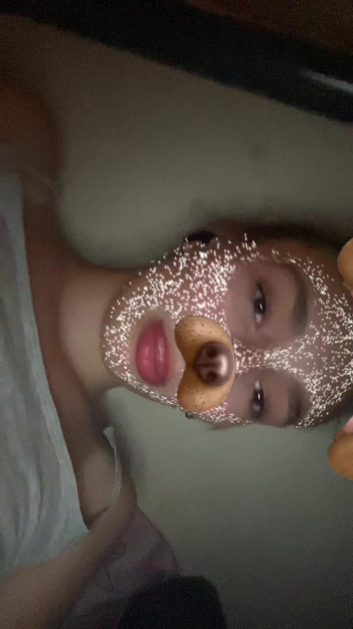 @Ella