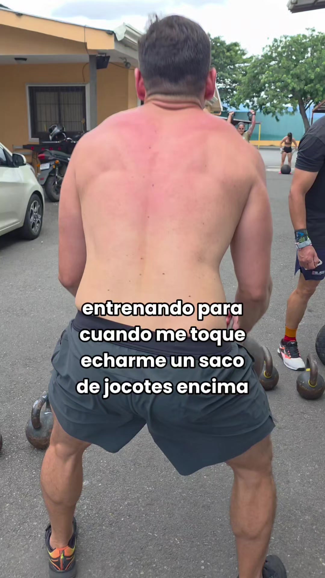 @elmae.delchaleco
