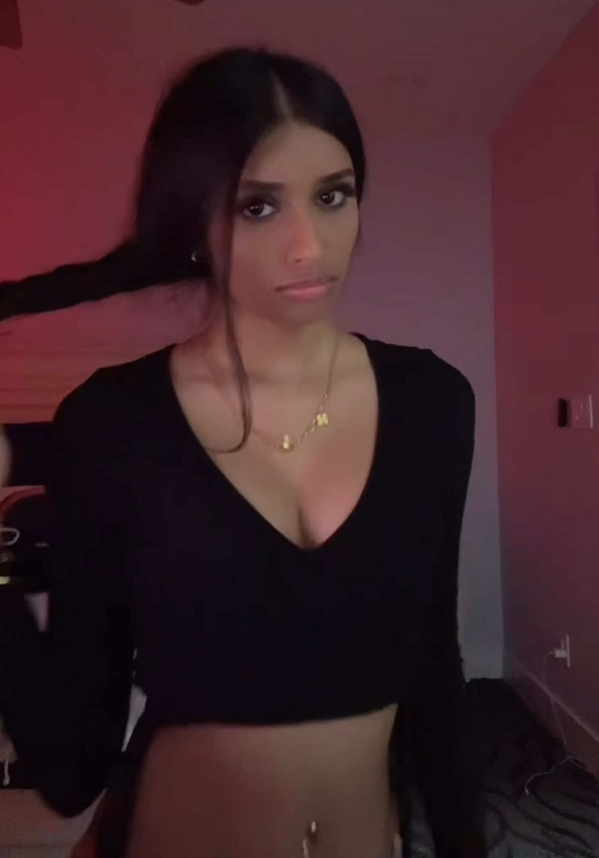 @shainaॐ