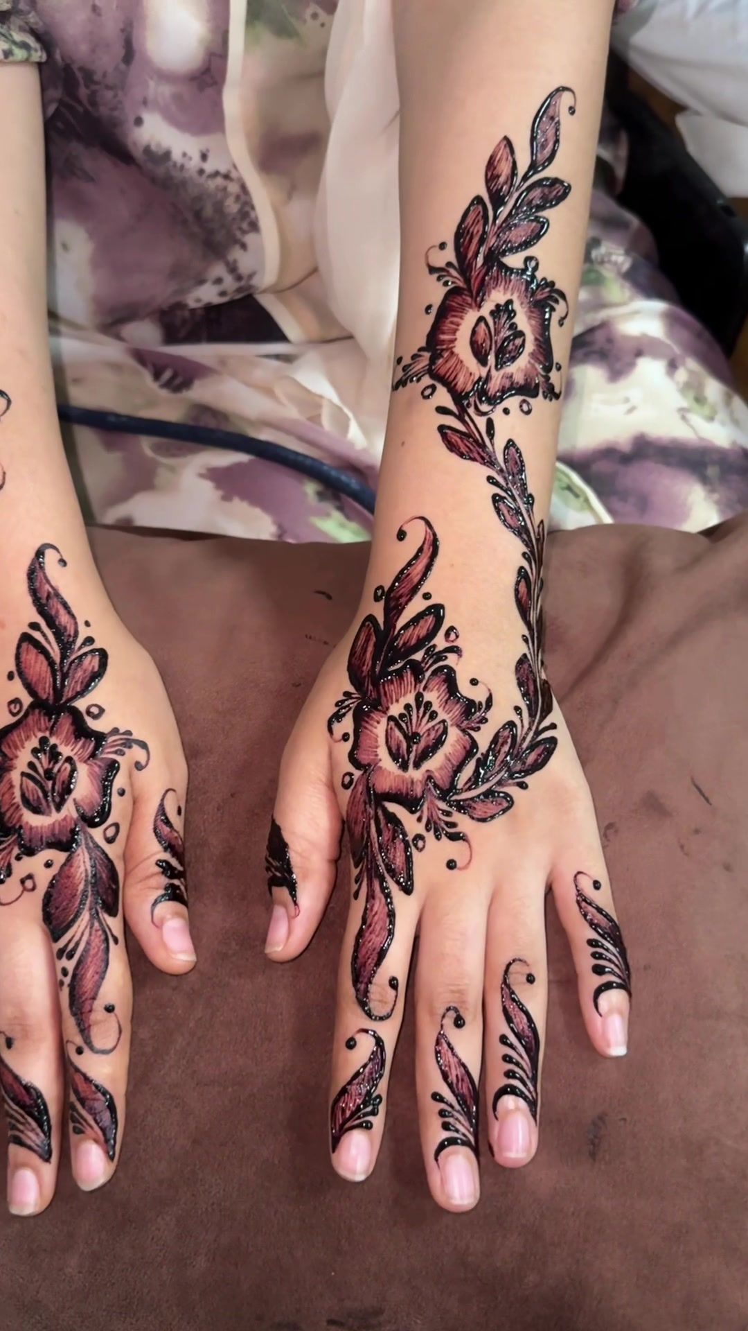 @Hafi henna design &rental dres