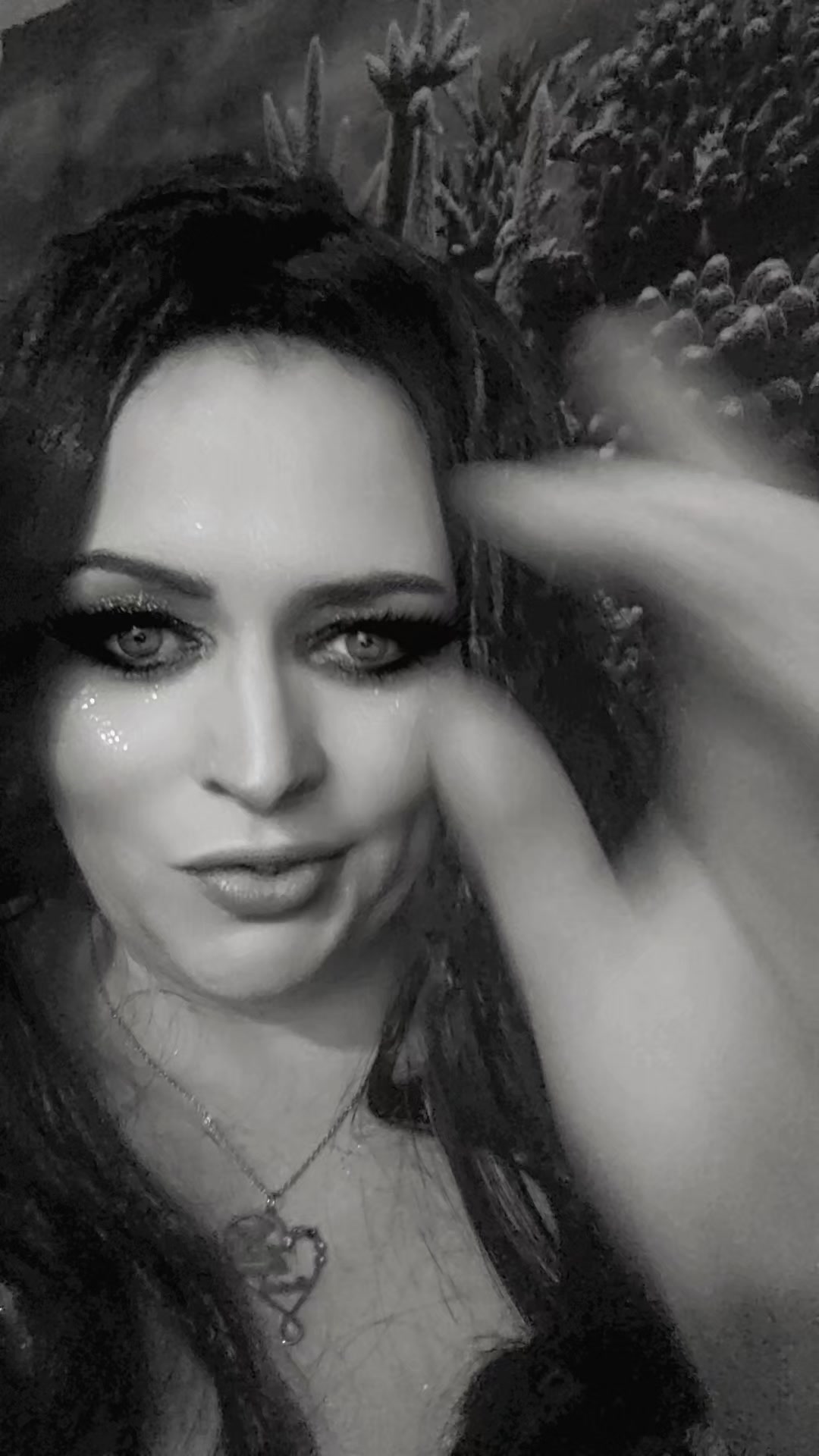@KimCroft🧸🌹💙🎸🐋🐬🦋😈👻☘️🔥
