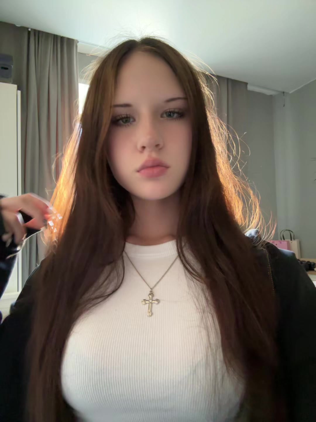 @.miumiu.0