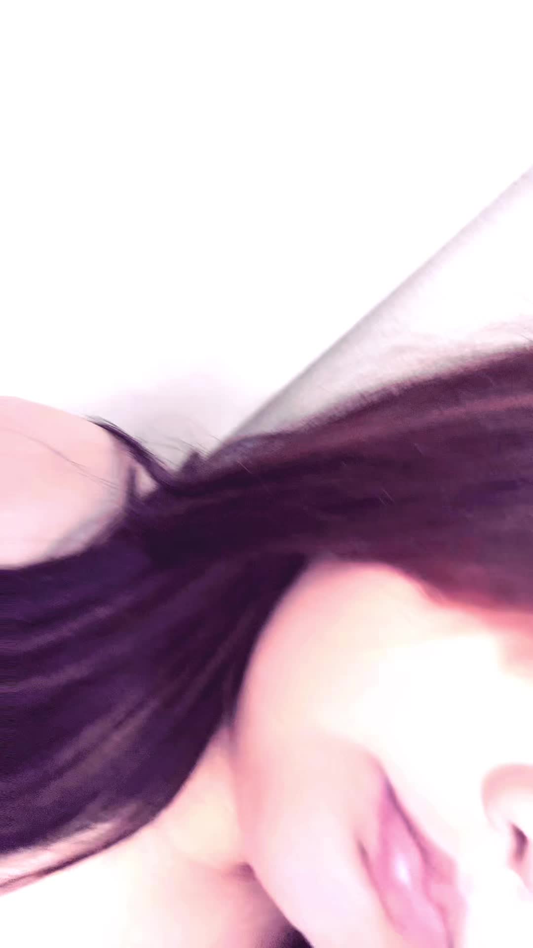 @Bella🥰