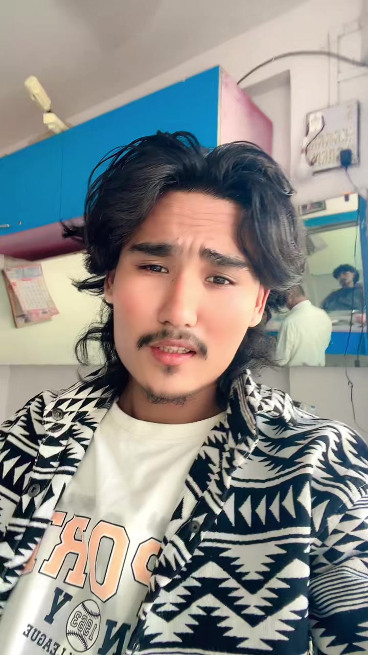 @️RoHiT 🧿💗