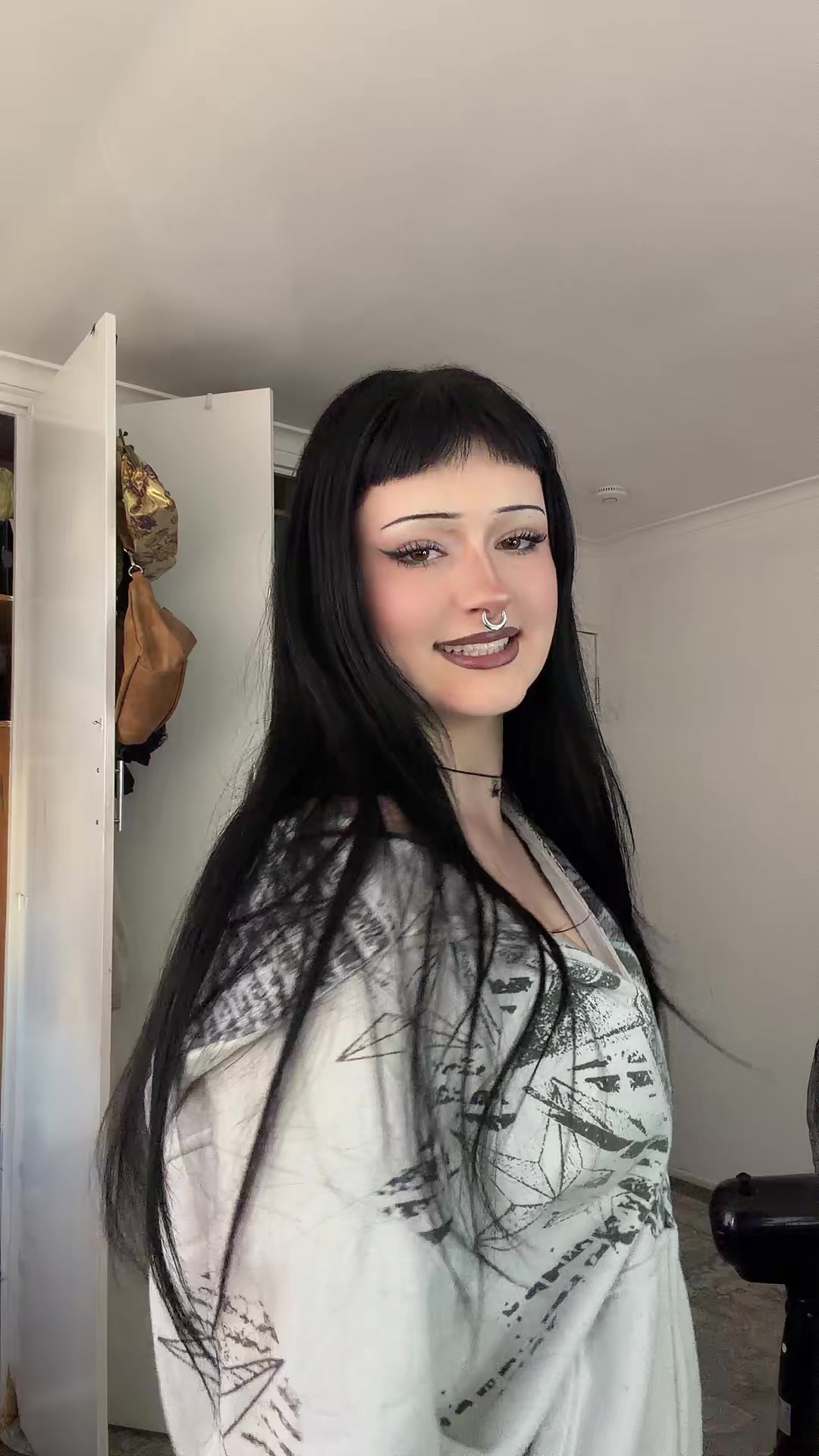 @✧・゚: *✧・゚:*