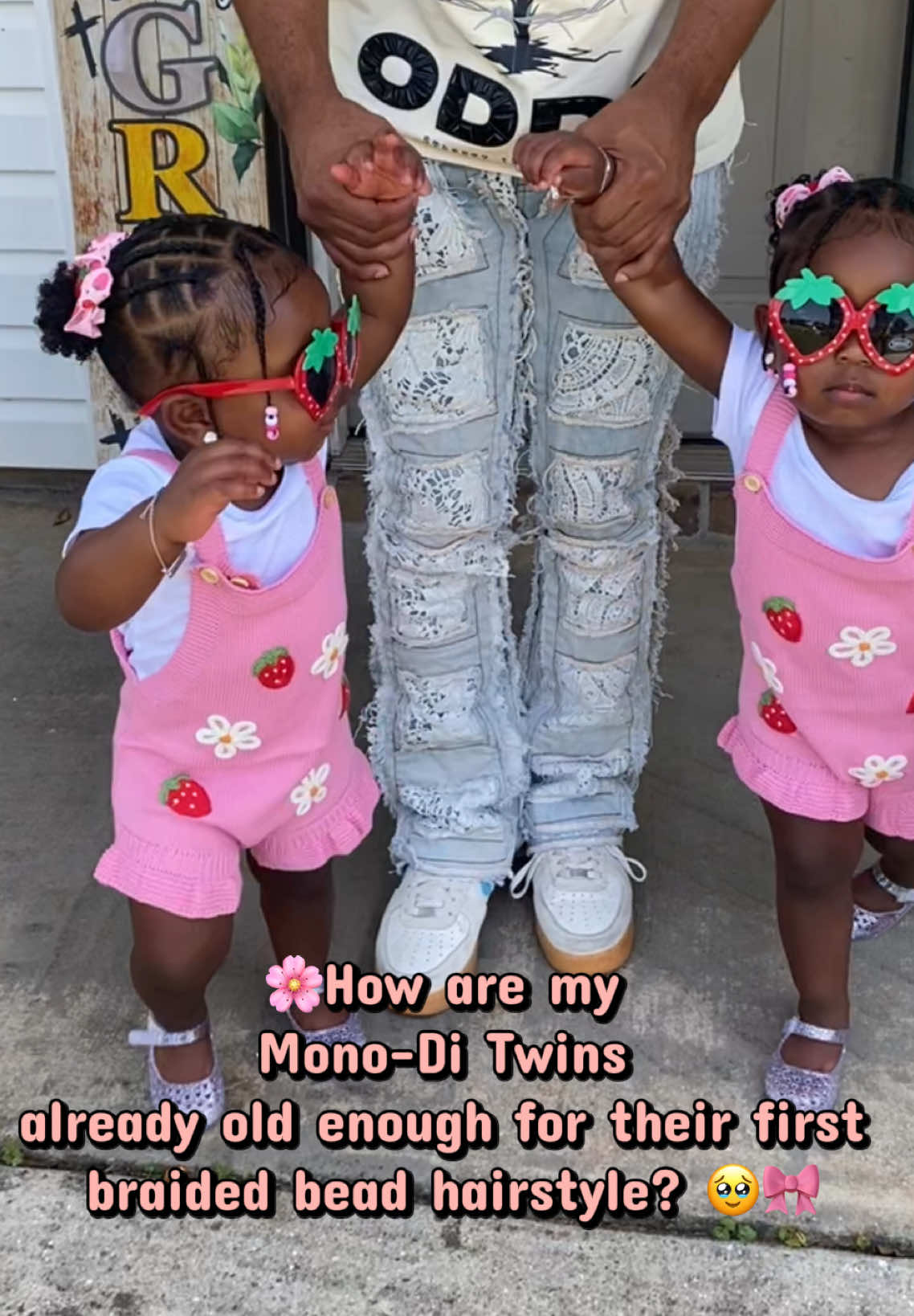 @twintasticpartyofsix