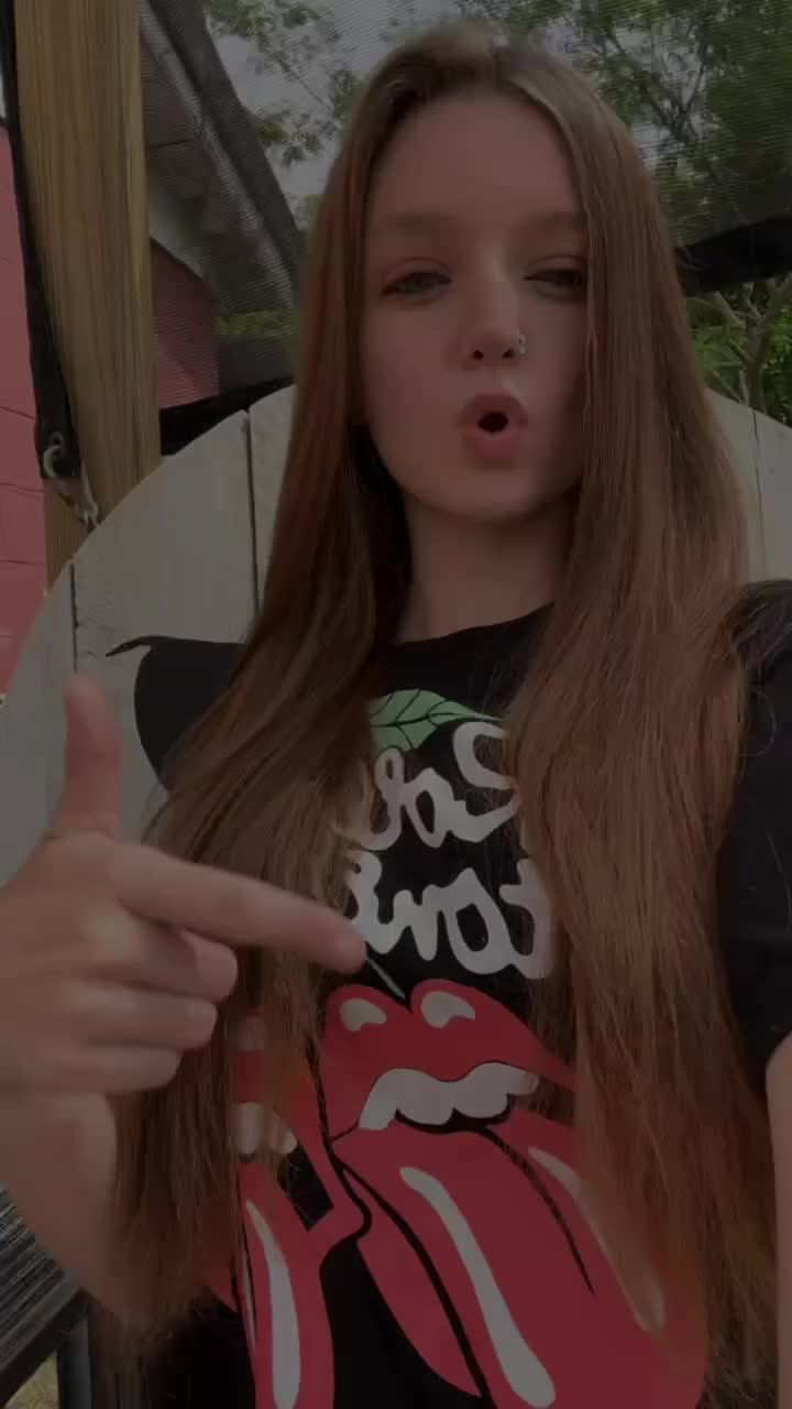 @lindsey_brie