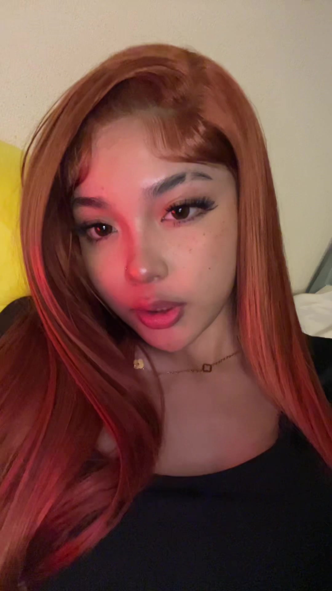 @︎