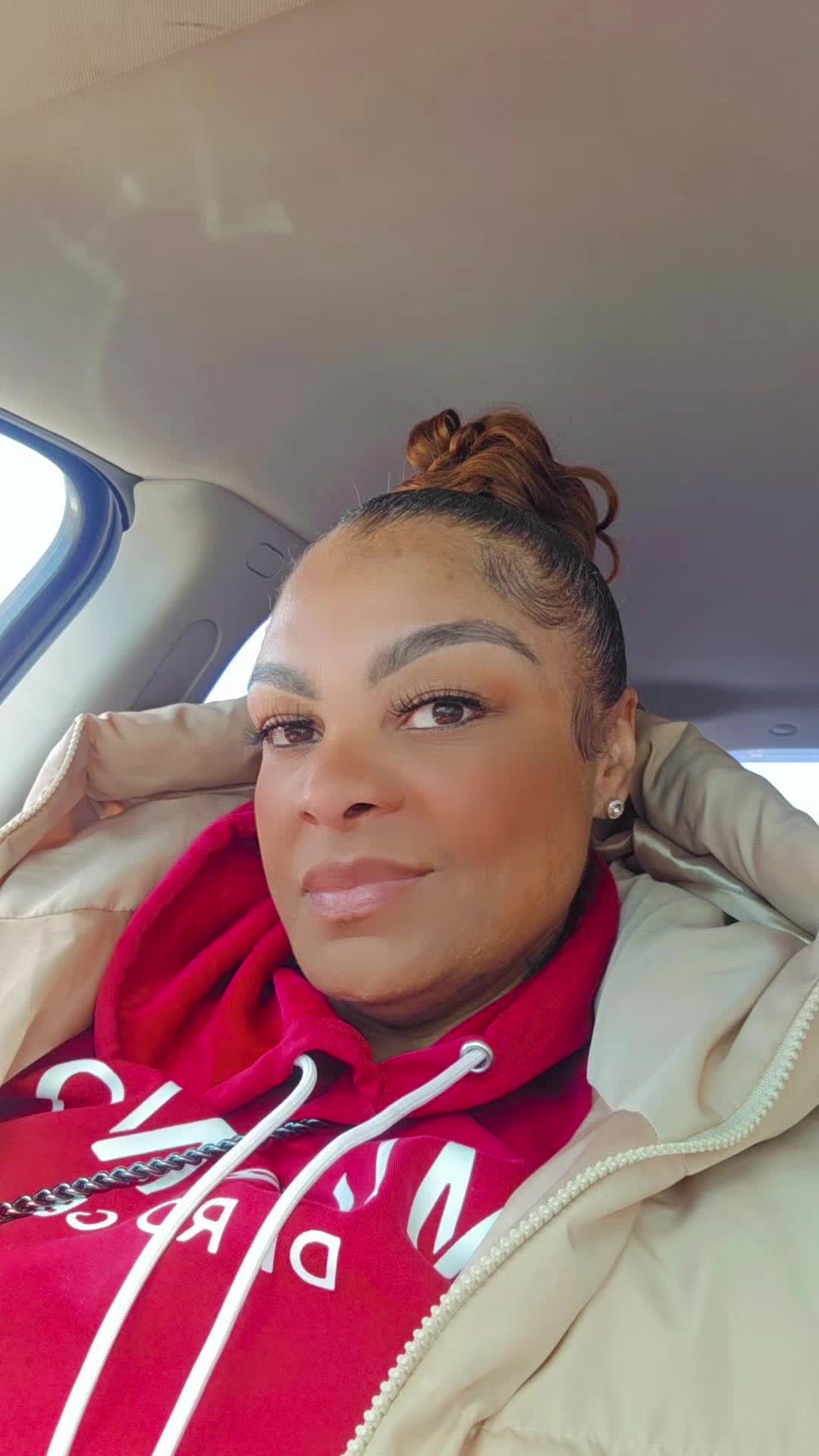 @SexyBigJawn