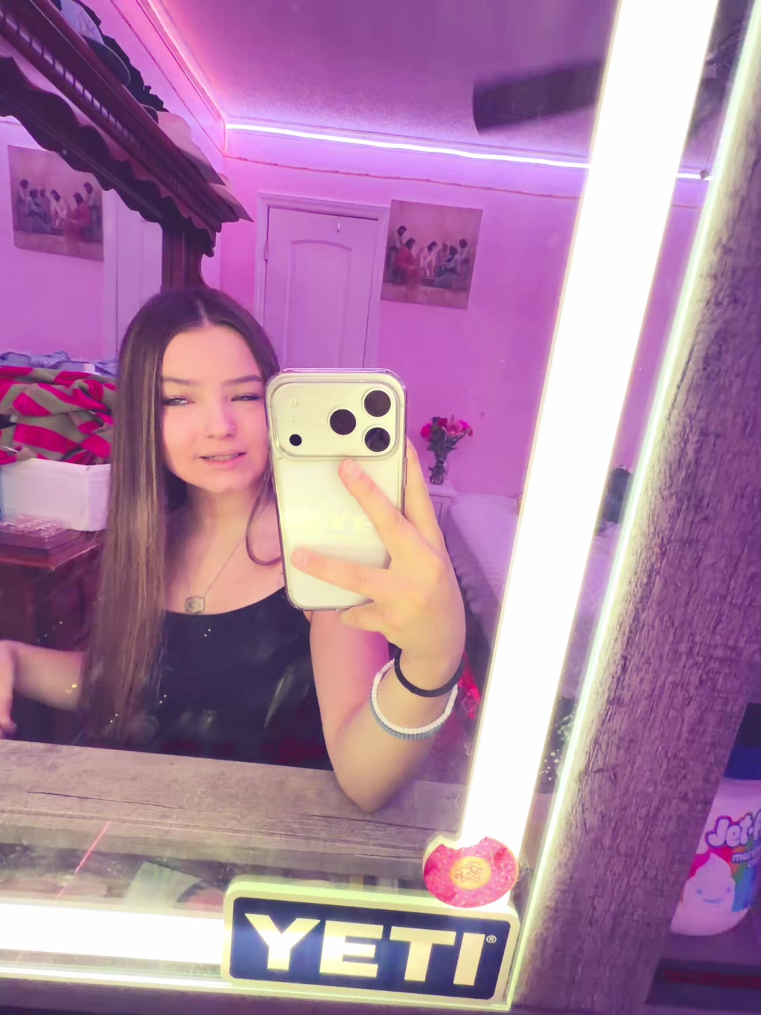 @Mia12341?