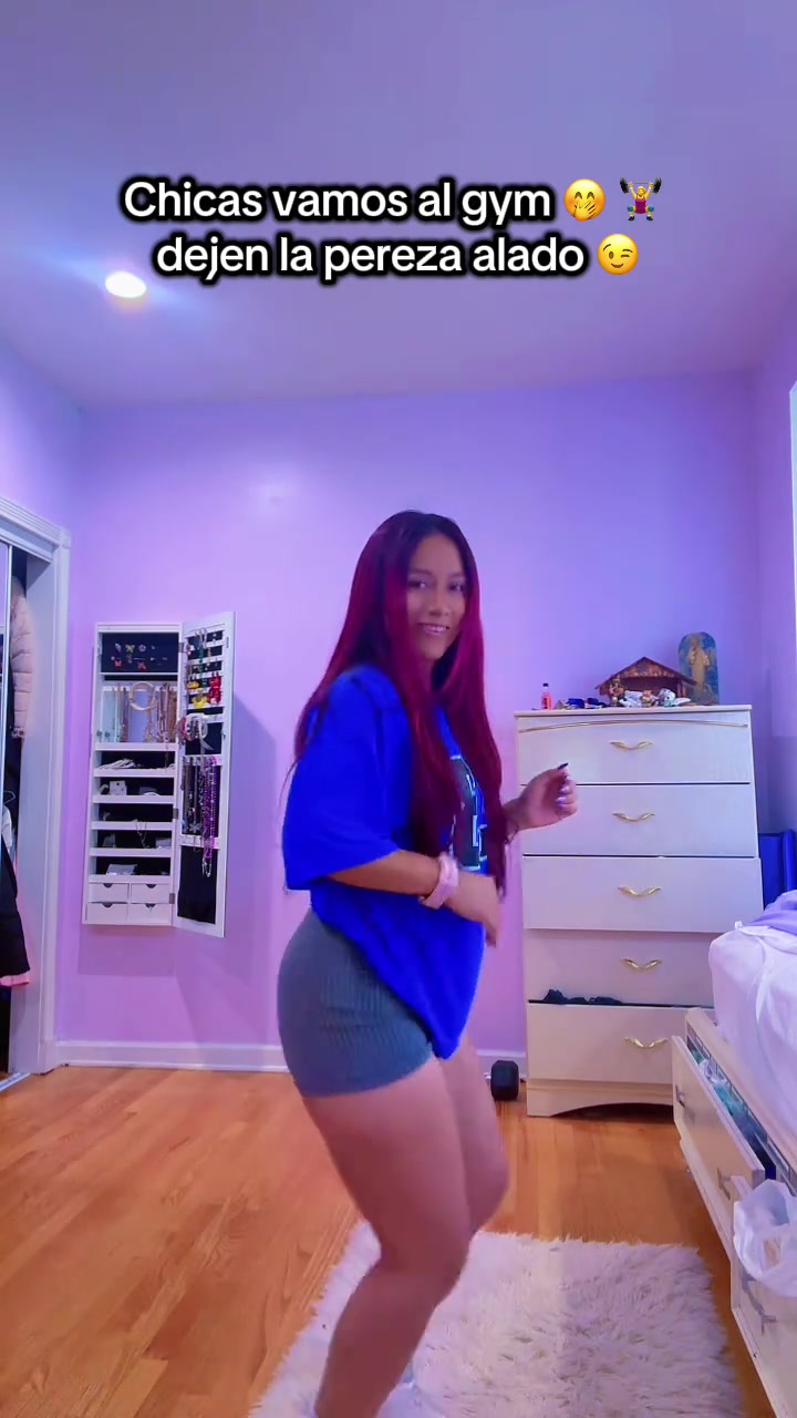 @Melanynm18
