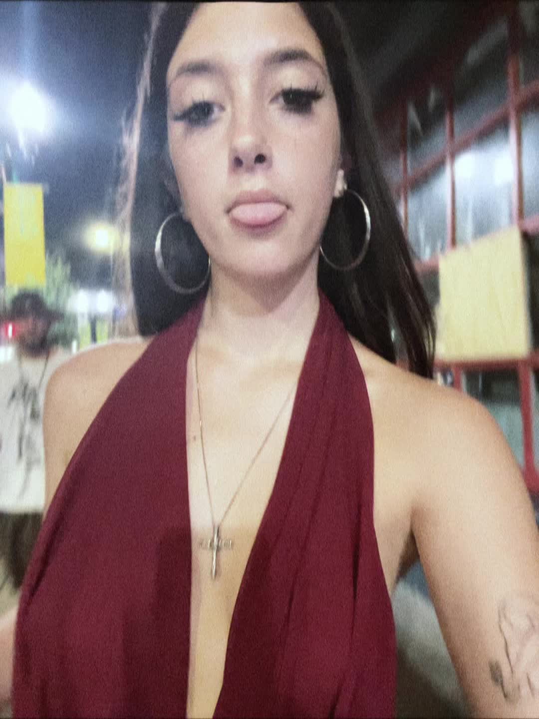 @livingitup.888