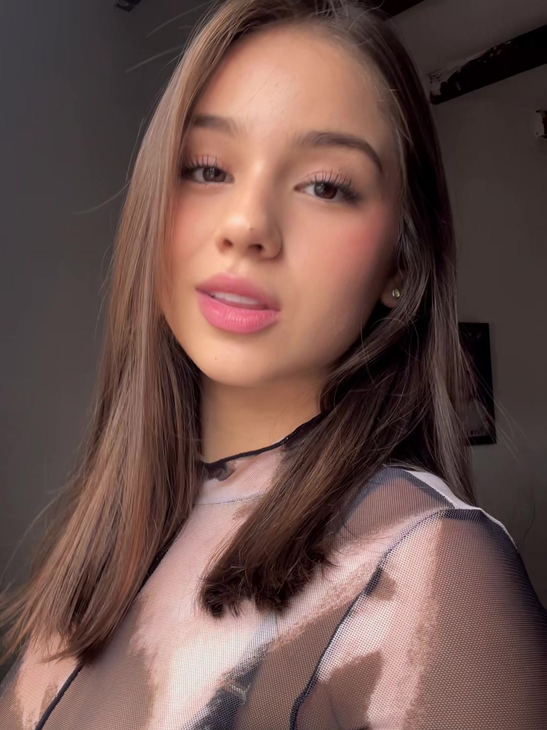 @Ana María