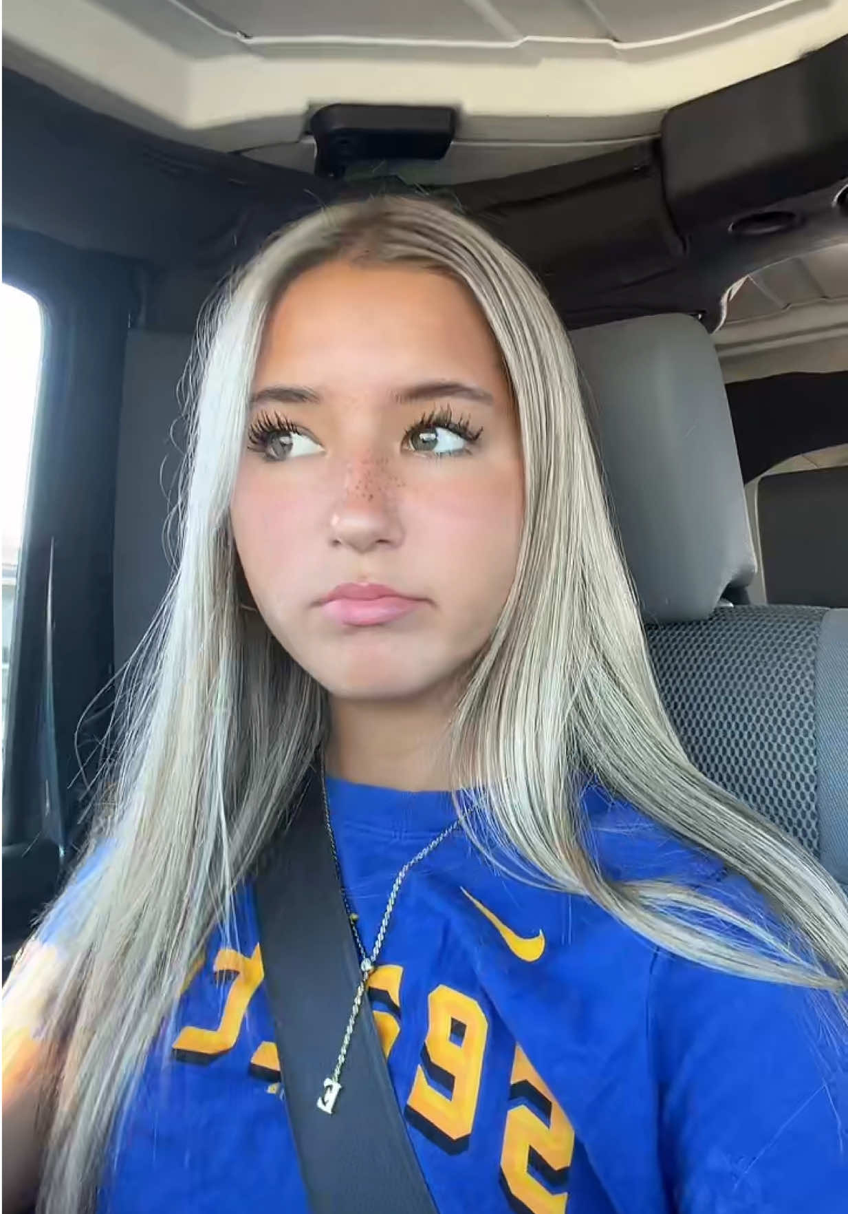 @eliana rie