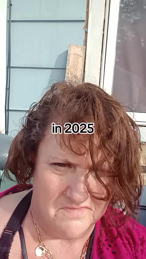 @vickielott92
