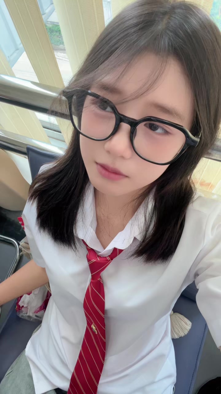 @นานาตัวปลอมชั้นคือAi