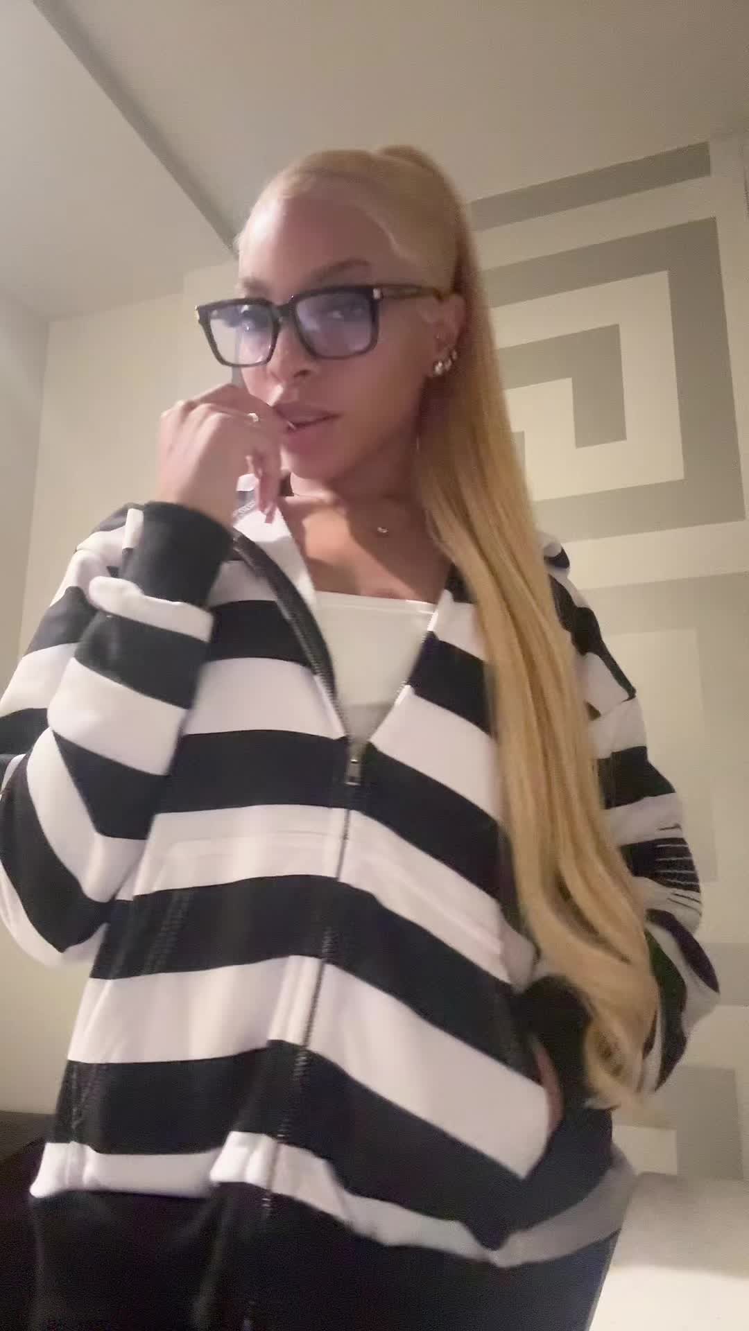 @kendra