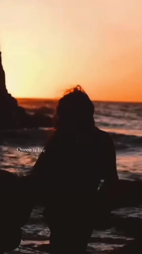 @𝐐𝐮𝐞𝐞𝐧 𝐢𝐬 𝐥𝐢𝐯𝐞~🦋