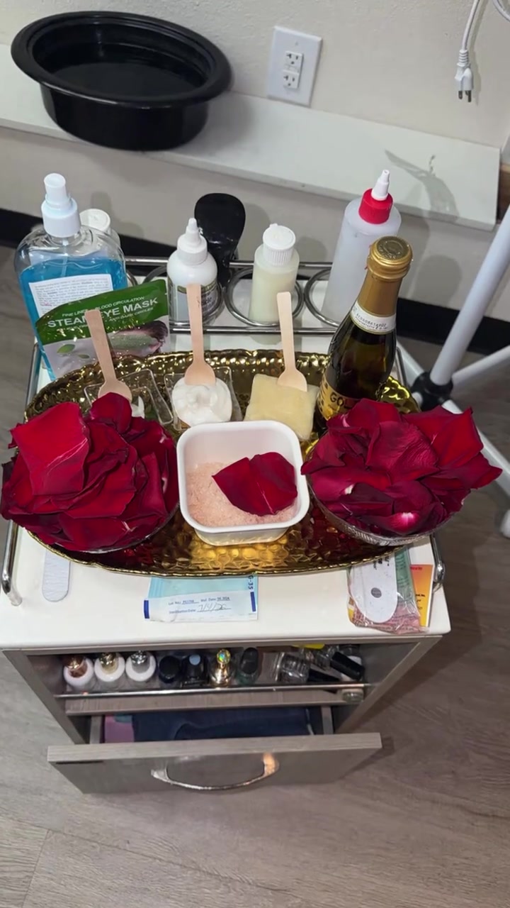 @1theepedicureparlor