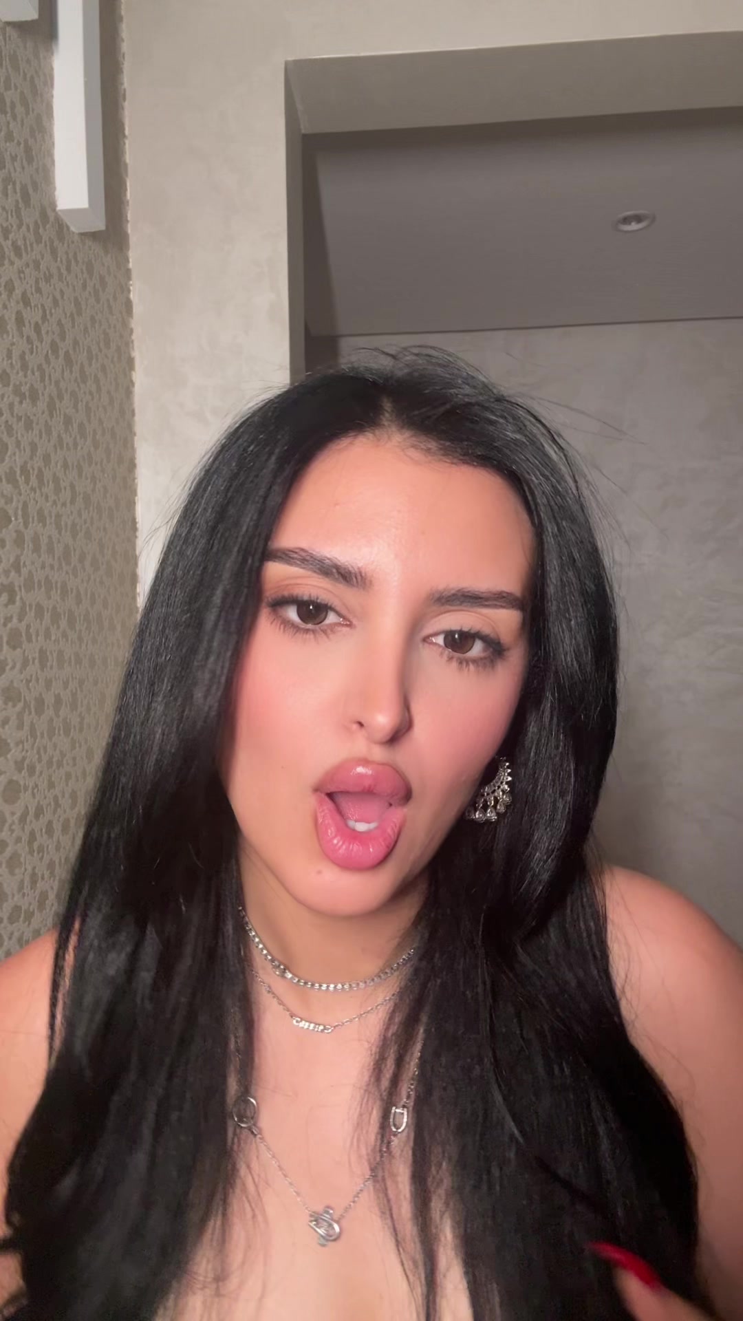 @Zeina.g