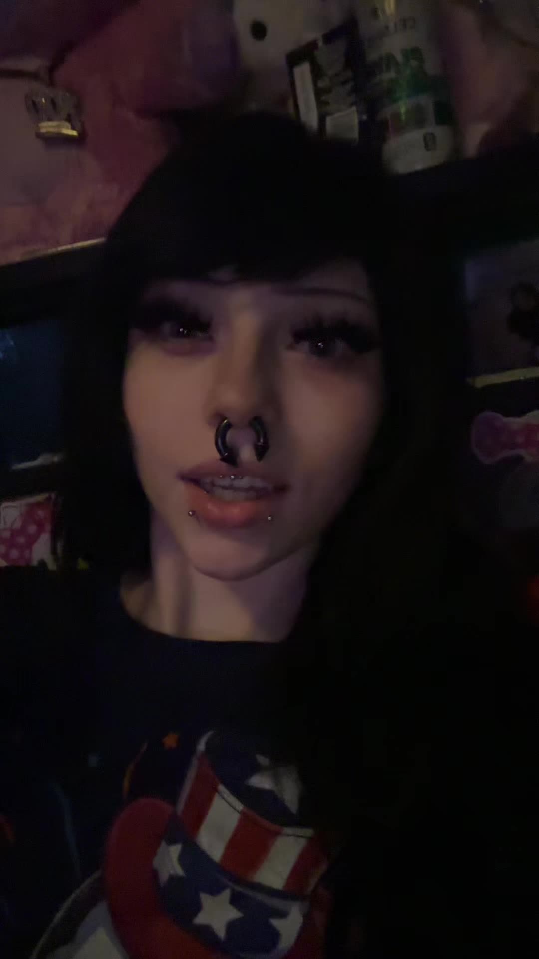 @adelais ྀིྀི