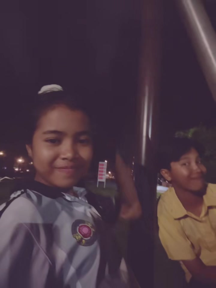 @ไม่จริง💢