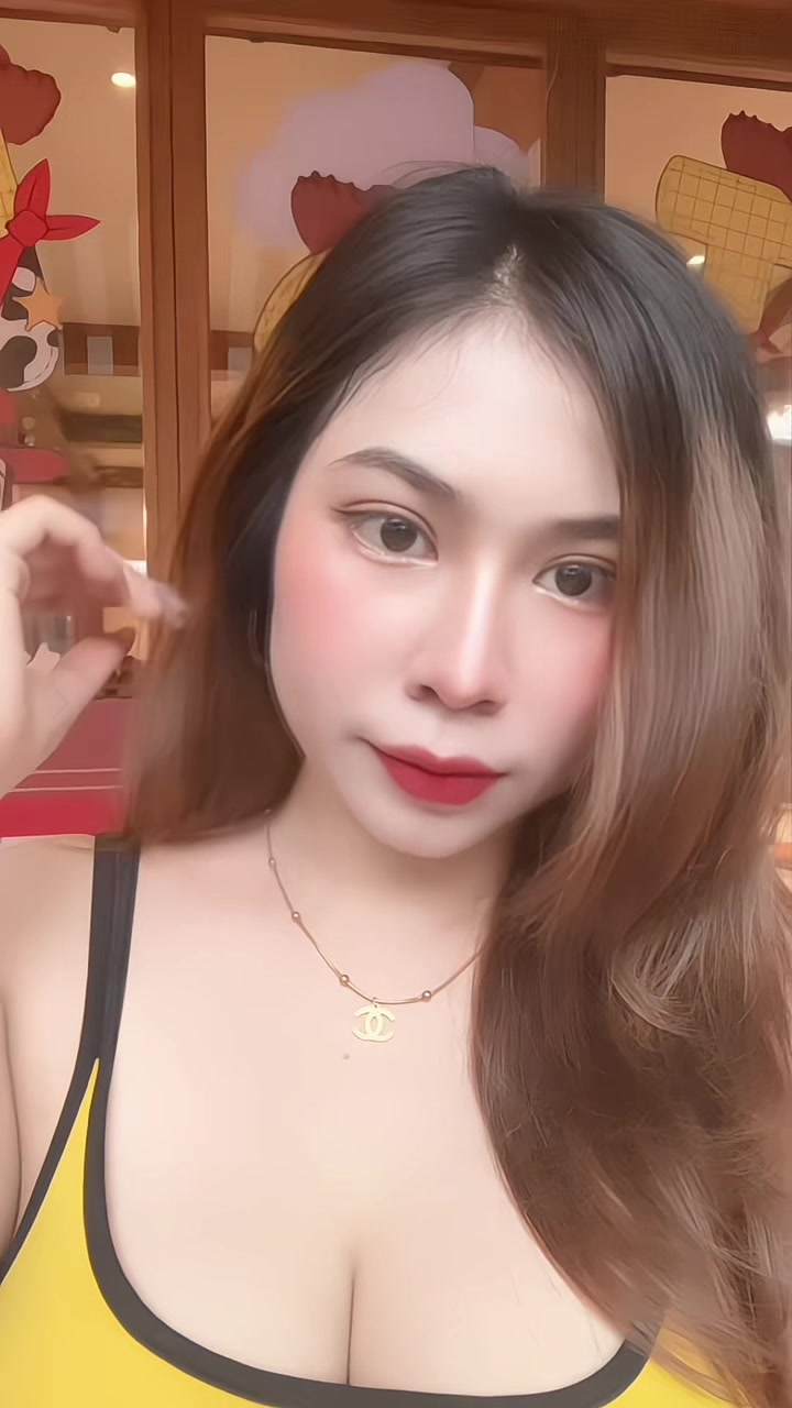 @Mochi🇰🇭