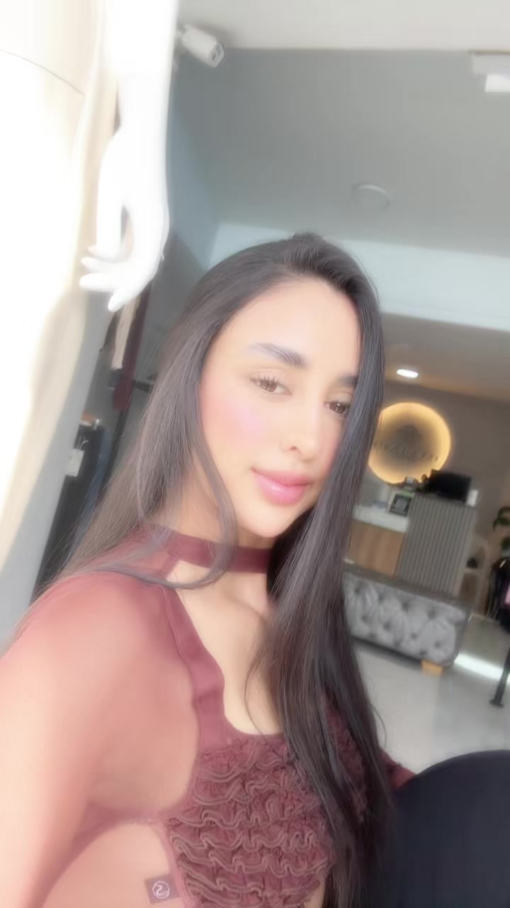 @Karen Dayana🐝